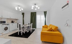 New World Militari Grand Studio 1